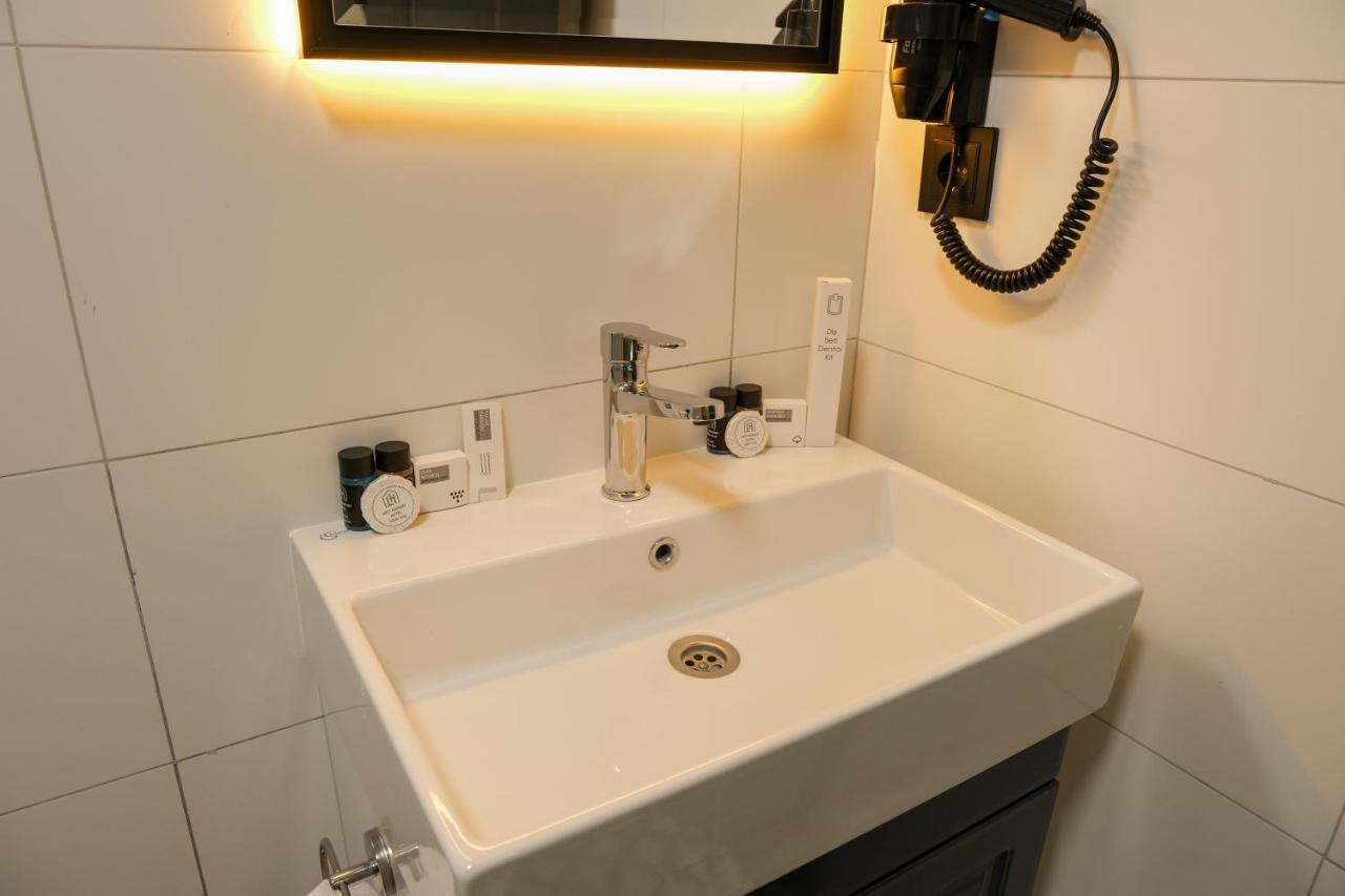 Plus Hotel & Private Transportation Istanbul Airport-By Loft Arnavutkoy Zewnętrze zdjęcie